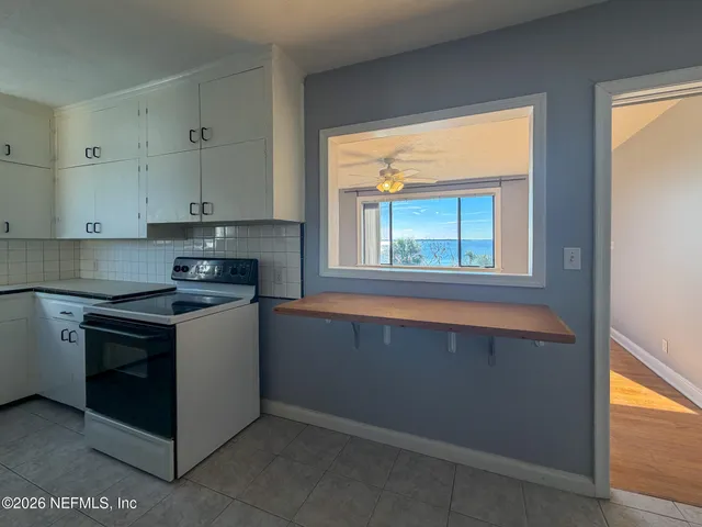 $1,400 | 1733 River Road, Unit 4, Jacksonville, FL 32207