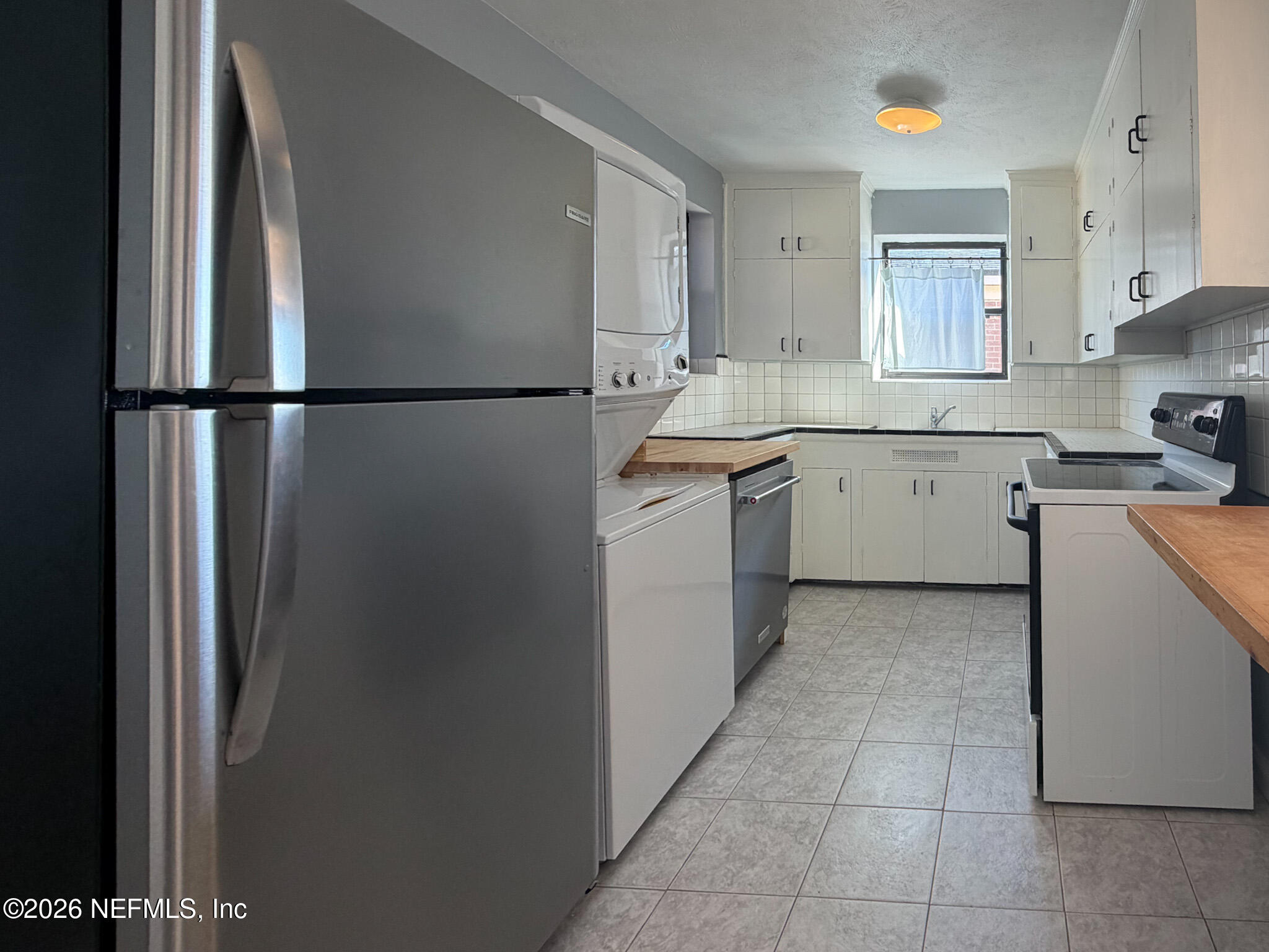 1733 River Road, Unit 4 Jacksonville, FL 32207 - Photo 7 of 16 IMG_6462