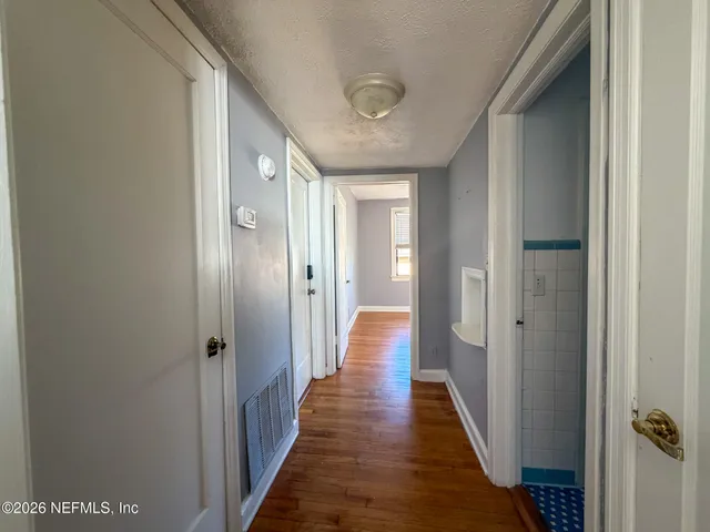 $1,400 | 1733 River Road, Unit 4, Jacksonville, FL 32207