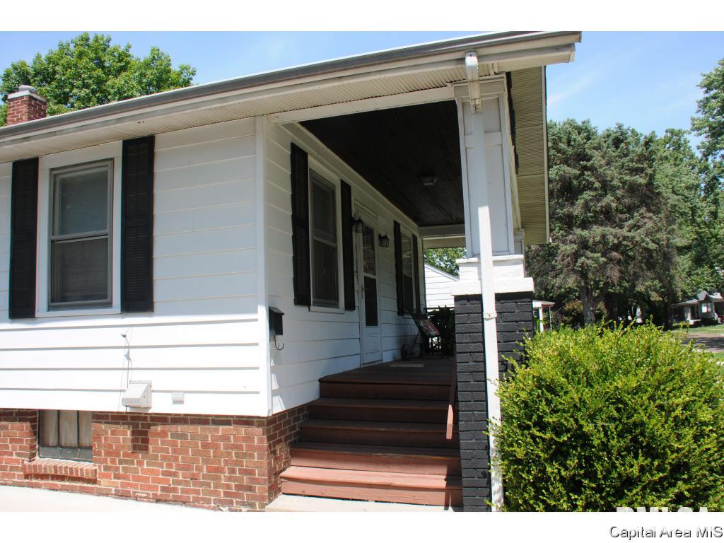 153 North English Avenue Springfield, IL 62702 - Photo 3 of 21