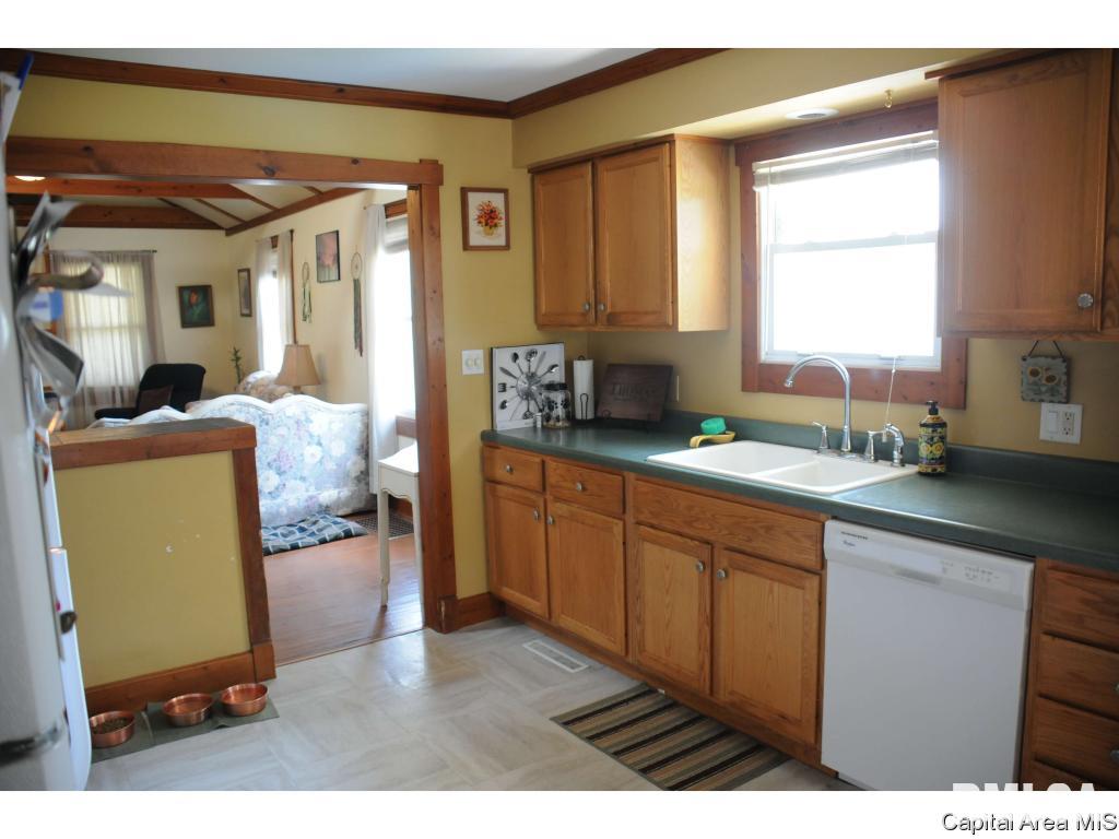 153 North English Avenue Springfield, IL 62702 - Photo 9 of 21