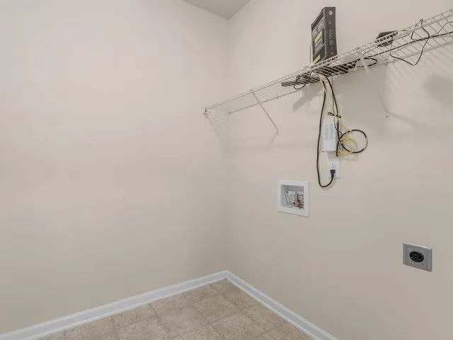 $2,300 | 2325 Braelin Loop, McDonough, GA 30253