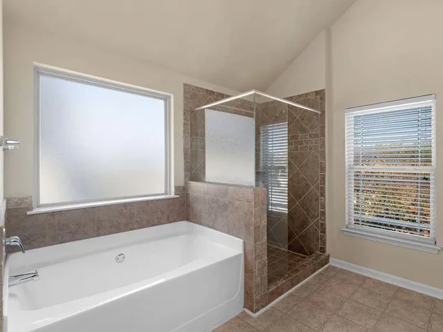 $2,300 | 2325 Braelin Loop, McDonough, GA 30253