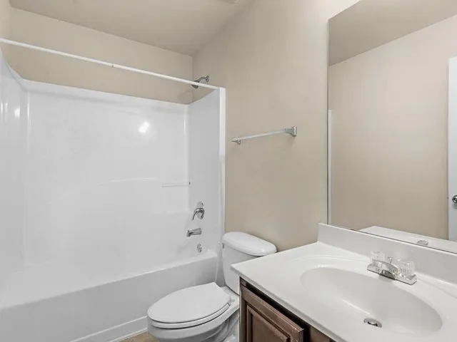 $2,300 | 2325 Braelin Loop, McDonough, GA 30253