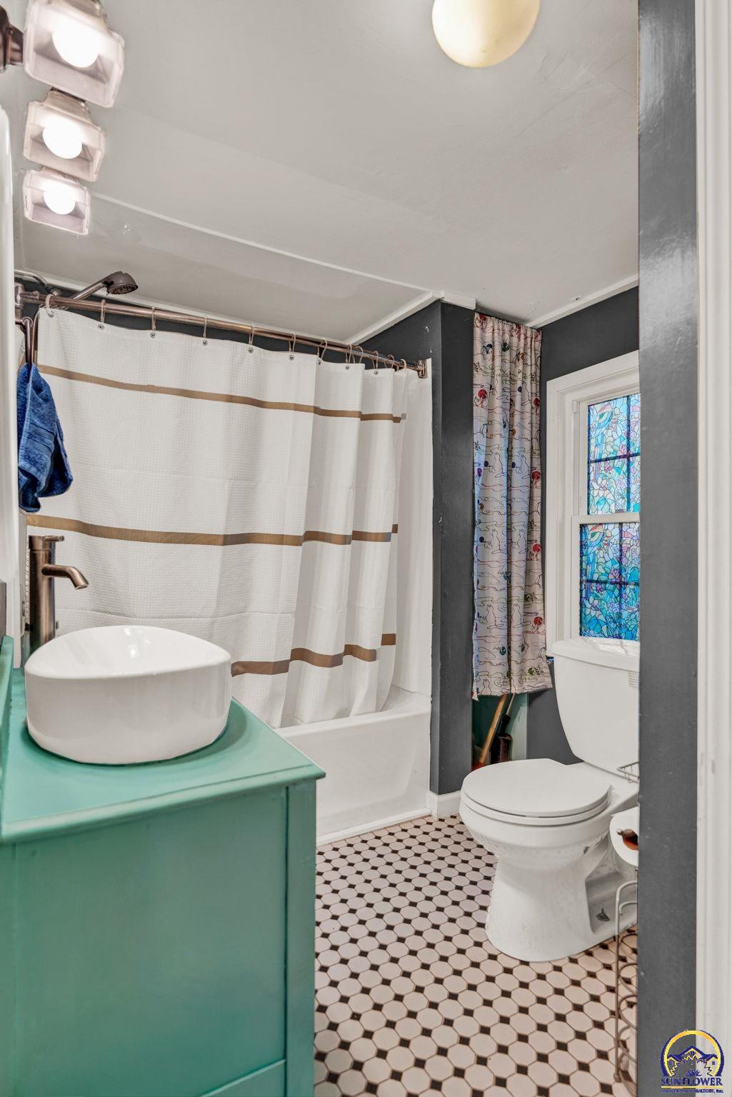 130 Southwest Fillmore Street Topeka, KS 66606 - Photo 17 of 24