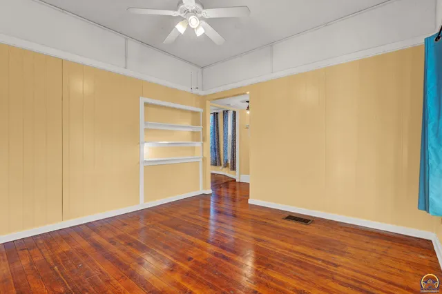 $98,900 | 130 Southwest Fillmore Street, Topeka, KS 66606