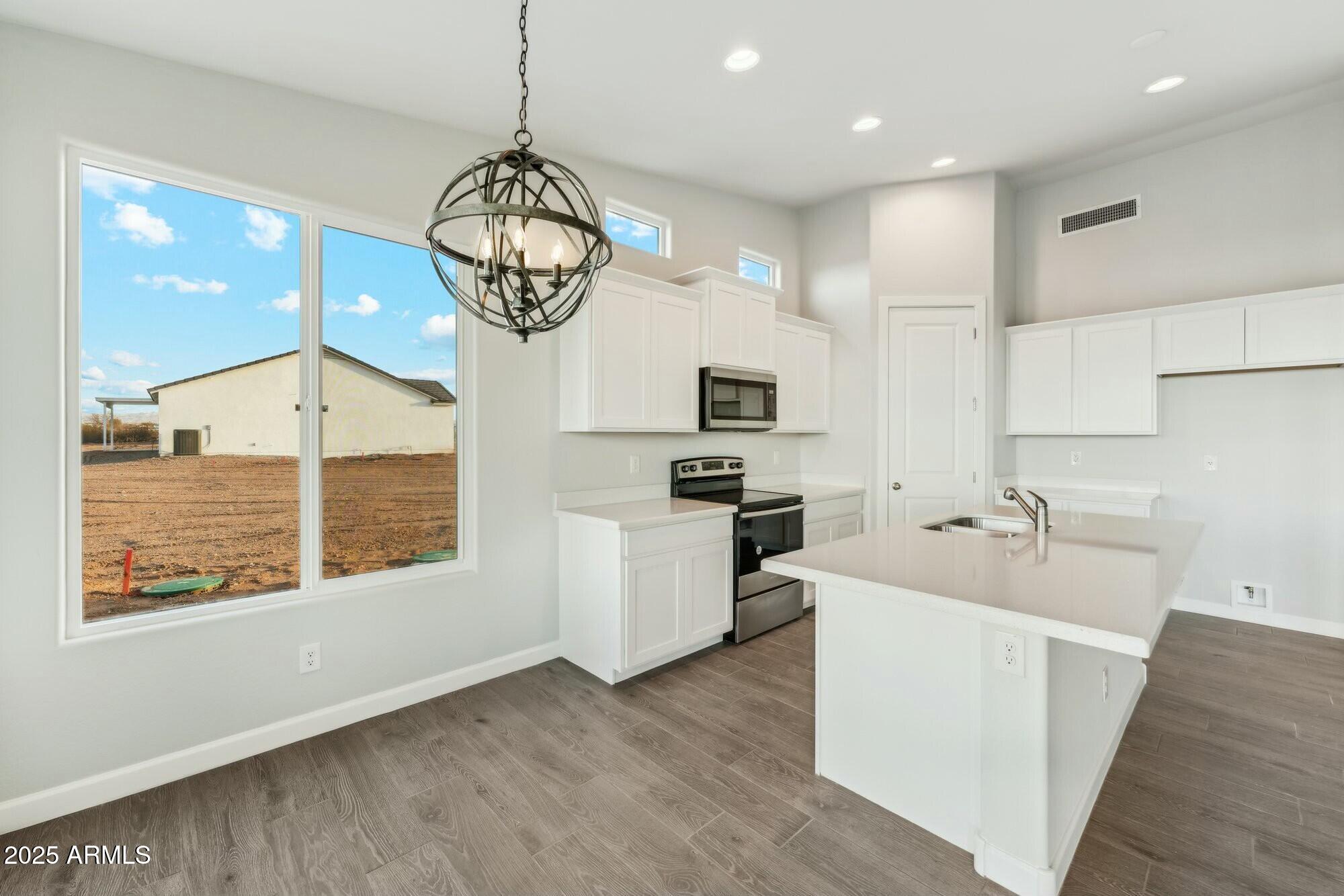 22351 South Manzanilla Road Buckeye, AZ 85326 - Photo 9 of 23 tempImageyb4Mit