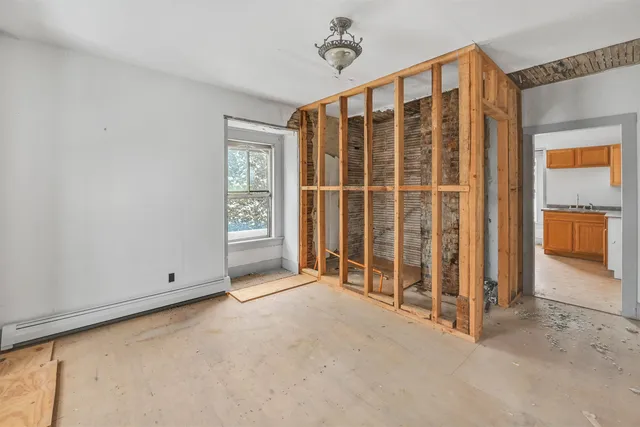 $225,000 | 277 Summer Street, St. Johnsbury, VT 05819