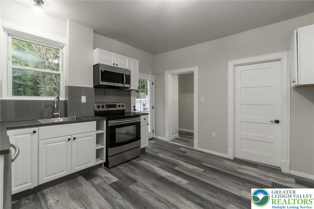 665 South Main Street Bangor, PA 18013 - Photo 16 of 39