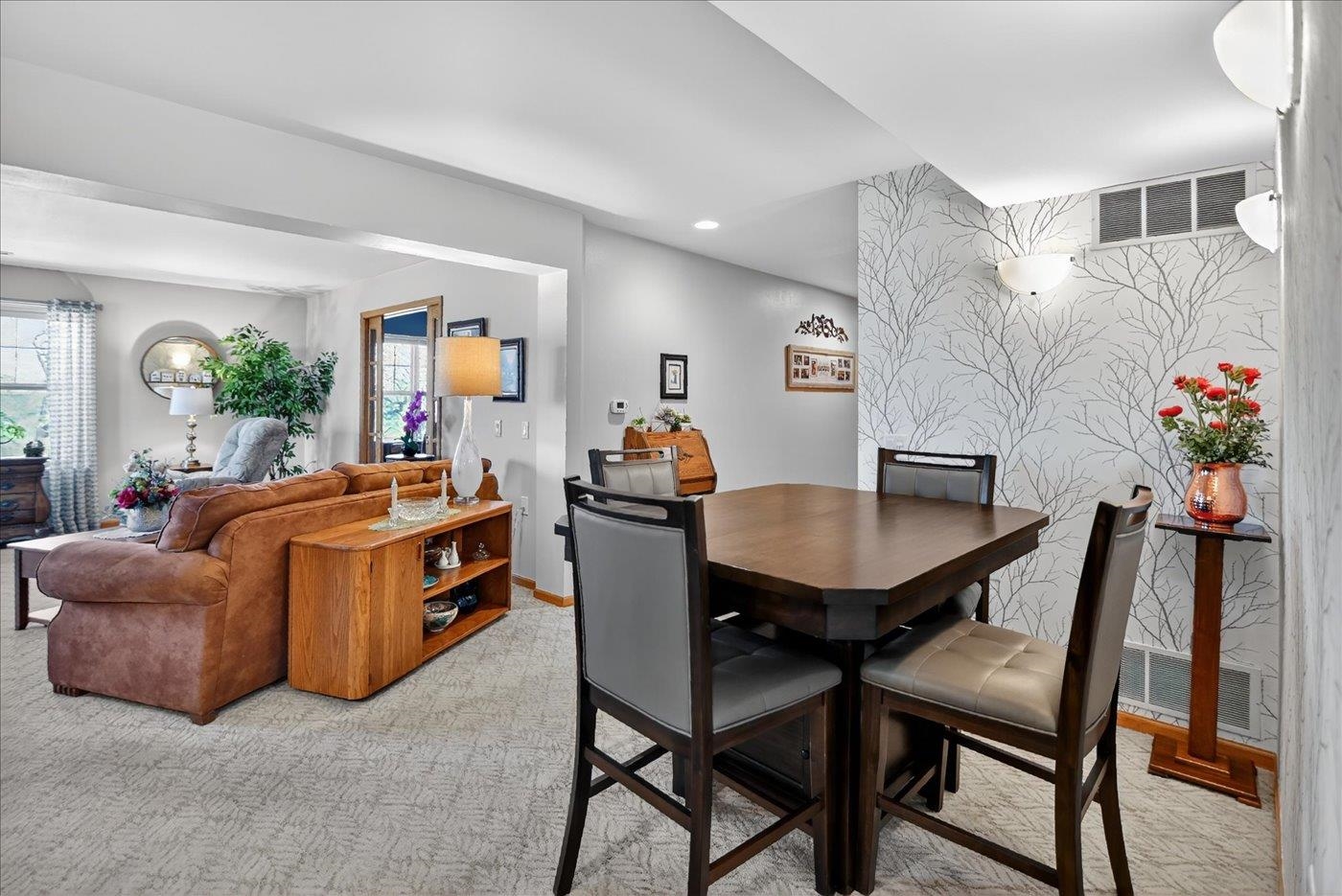 3025 Stratton Way Madison, WI 53719 - Photo 15 of 51