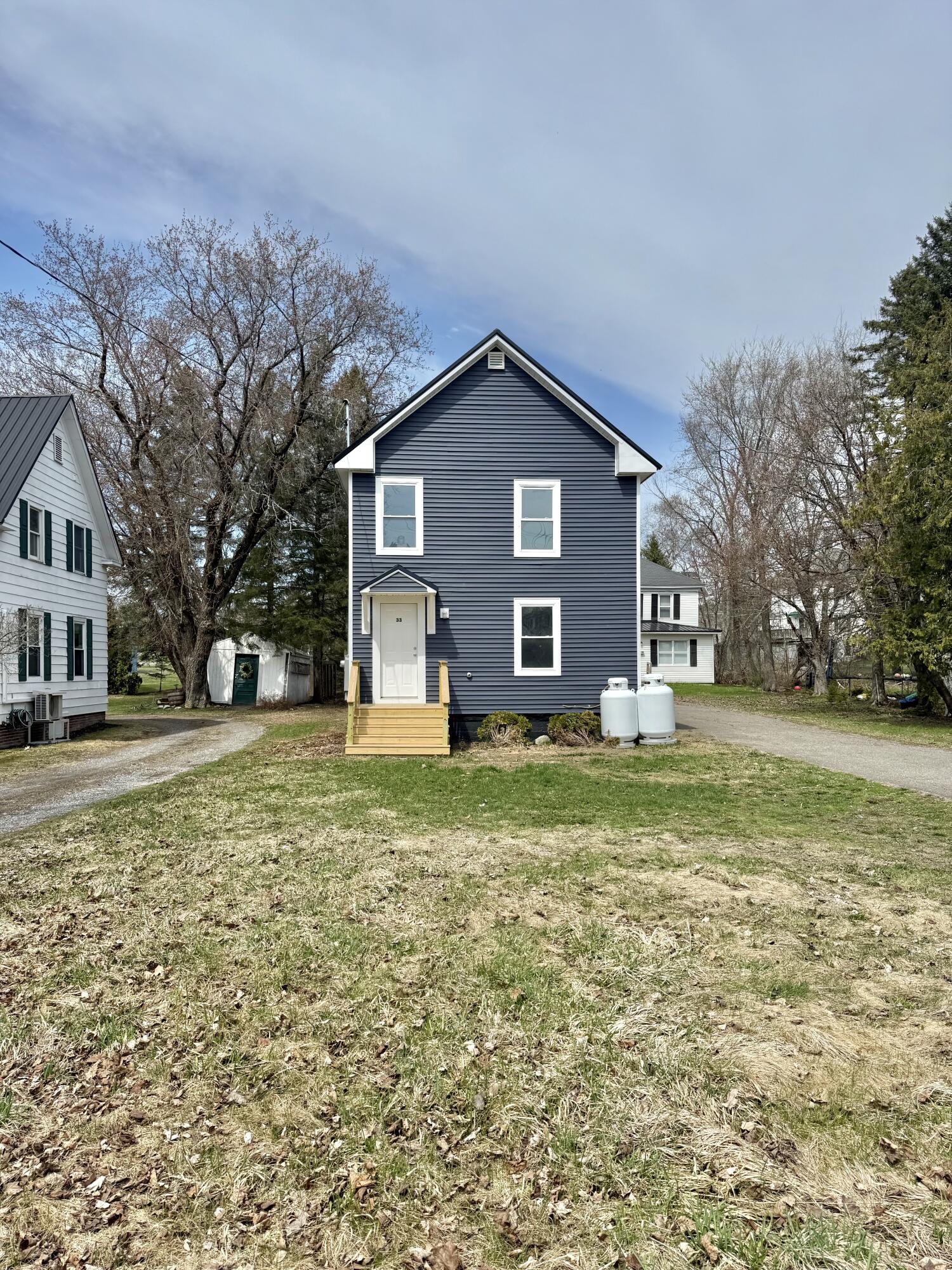 33 Dyer Street Presque Isle, ME 04769 - Photo 2 of 52