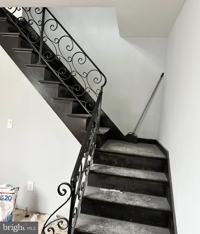 a view of an entryway