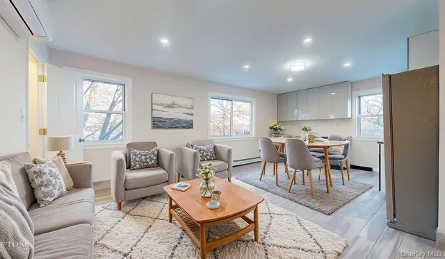 $2,895 | 24-40 86th Street, Unit 2F | Jackson Heights