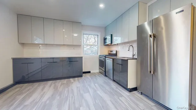 $2,895 | 24-40 86th Street, Unit 2F | Jackson Heights