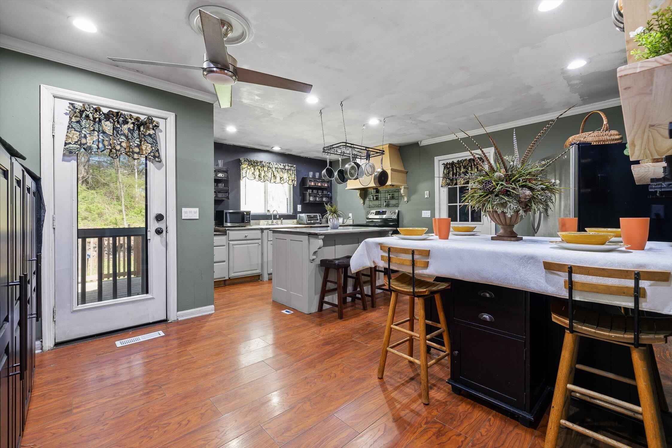7401 Old Cleveland Pike Chattanooga, TN 37421 - Photo 11 of 64 7401 Old Cleveland Pike