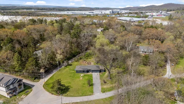 $250,000 | 7401 Old Cleveland Pike, Chattanooga, TN 37421