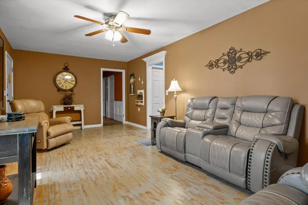 $250,000 | 7401 Old Cleveland Pike, Chattanooga, TN 37421