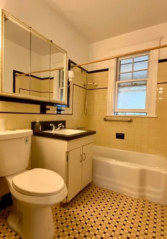 $5,500 | 144 Ellison Park, Unit 1, Waltham, MA 02452