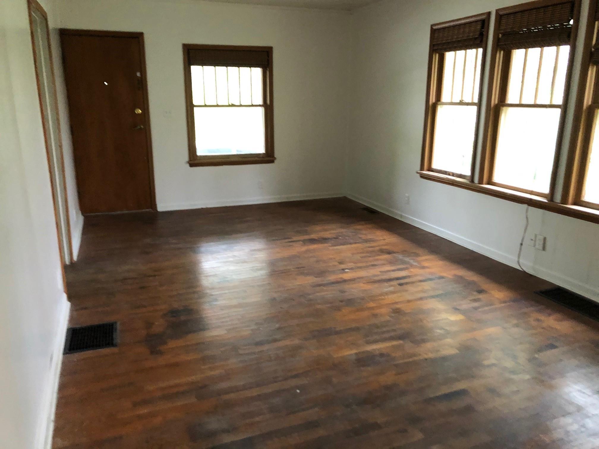2514 North Wabash Road Marion, IN 46952 - Photo 5 of 9 Gallery Image 5