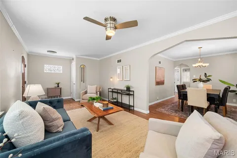 $410,000 | 5621 Pernod Avenue, St. Louis, MO 63139