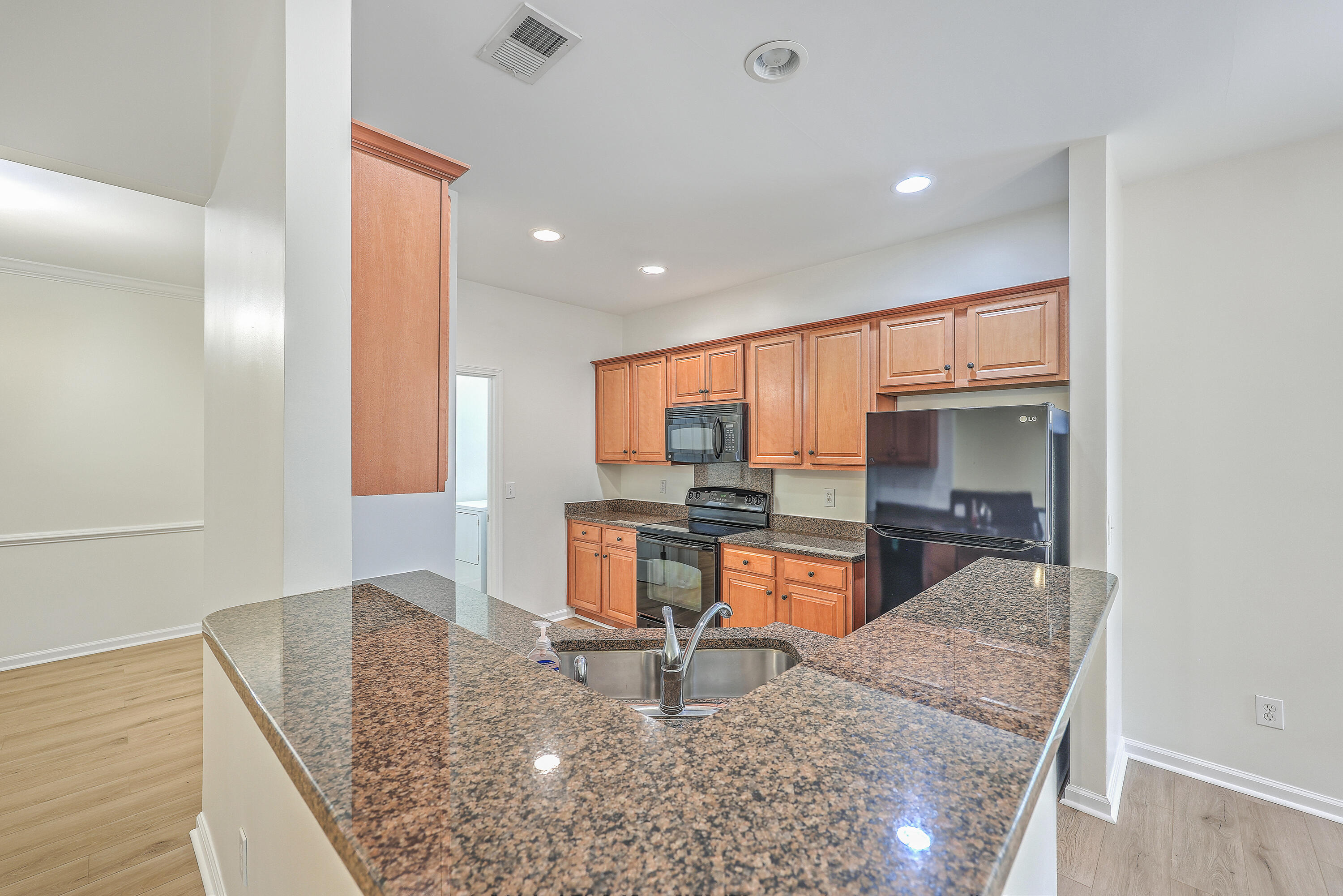 8518 Sentry Circle North Charleston, SC 29420 - Photo 15 of 36 ZYN_6351_2_3_4_5_6_7 2025-02-12