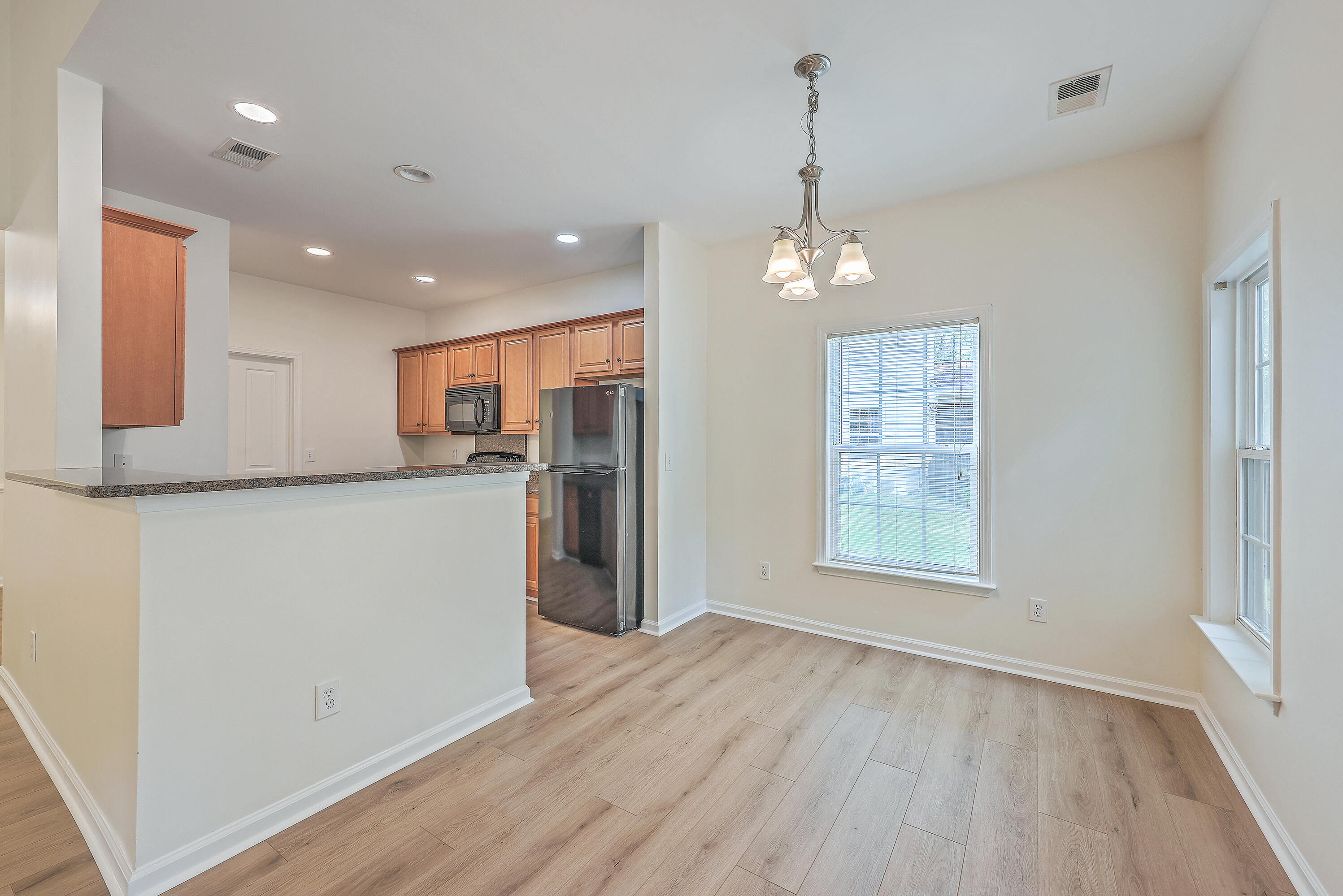 8518 Sentry Circle North Charleston, SC 29420 - Photo 18 of 36 ZYN_6316_17_18_19_20_21_22 2025-02-12