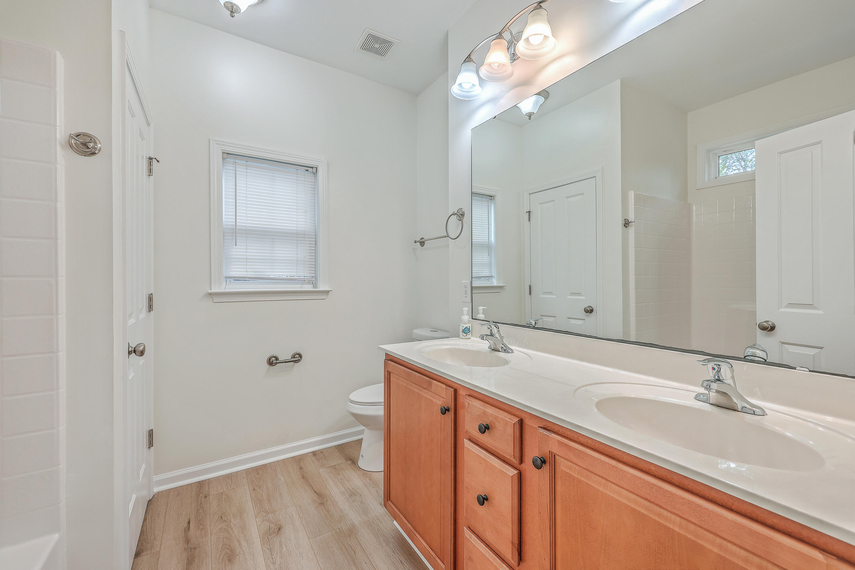 8518 Sentry Circle North Charleston, SC 29420 - Photo 22 of 36 ZYN_6379_80_81_82_83_84_85 2025-02-12