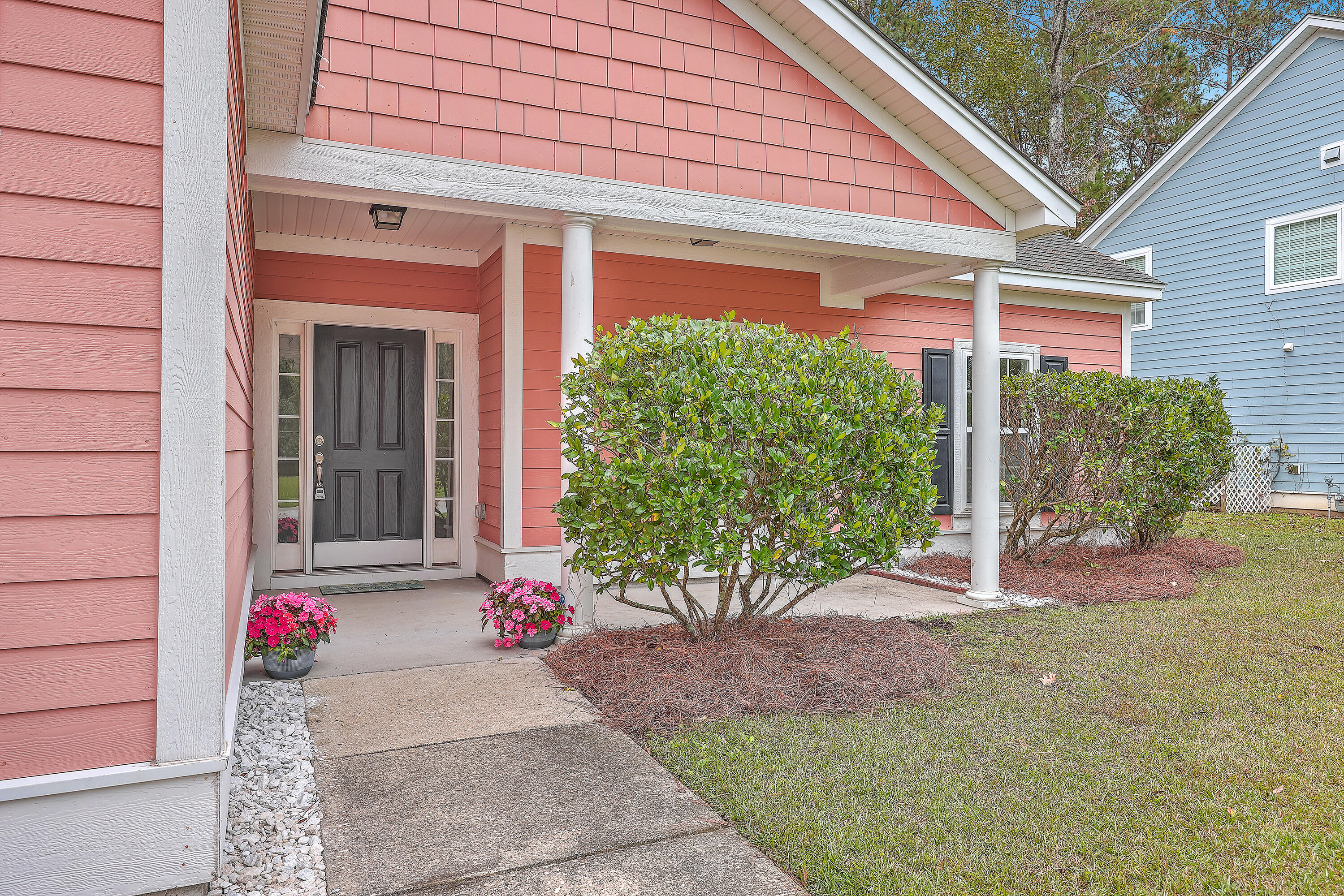 8518 Sentry Circle North Charleston, SC 29420 - Photo 3 of 36 ZYN_6225_26_27_28_29_30_31 2025-02-12