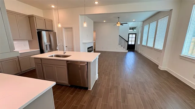 $2,600 | 5206 Sage Hls Drive, Iowa Colony, TX 77578