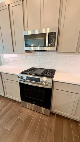 $2,600 | 5206 Sage Hls Drive, Iowa Colony, TX 77578