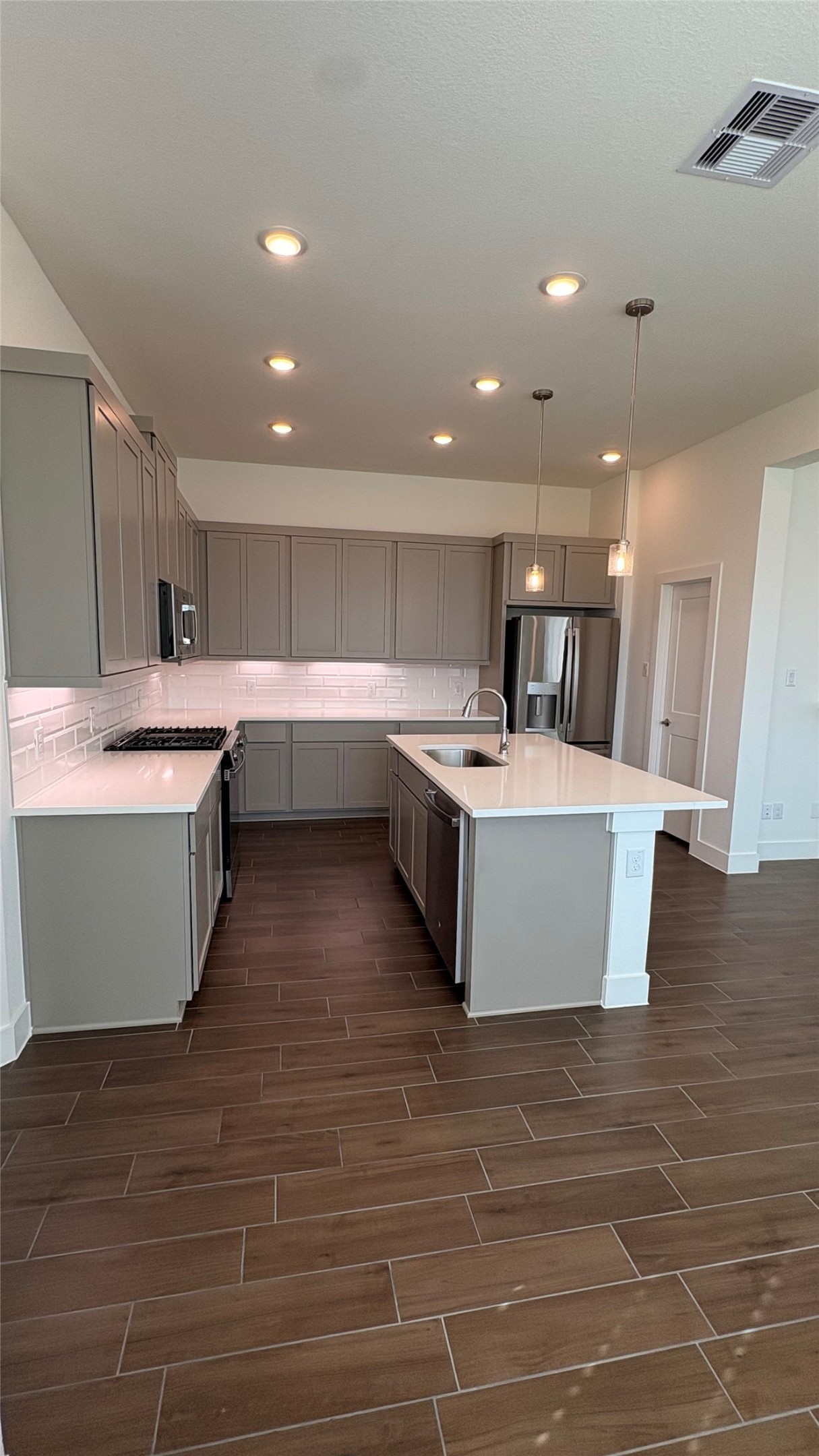 5206 Sage Hls Drive Manvel, TX 77578 - Photo 8 of 16