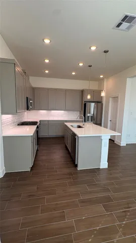 $2,600 | 5206 Sage Hls Drive, Iowa Colony, TX 77578