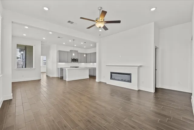 $2,500 | 5206 Sage Hls Drive, Manvel, TX 77578