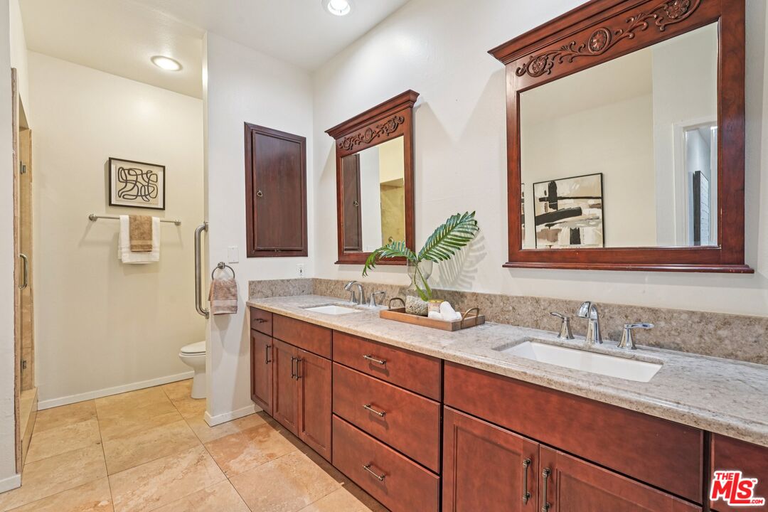 1209 Amherst Avenue, Unit 201 Los Angeles, CA 90025 - Photo 23 of 37