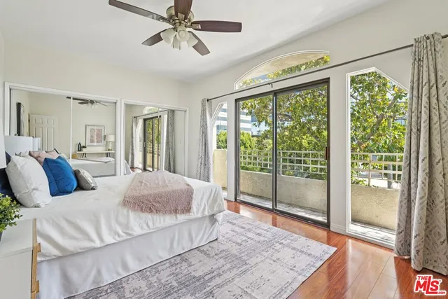 $929,000 | 1209 Amherst Avenue, Unit 201, Los Angeles, CA 90025