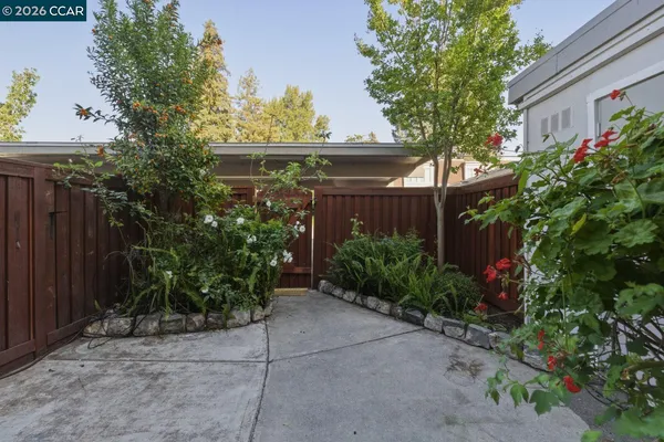 $445,000 | 1544 Schenone Court, Unit D, Concord, CA 94521