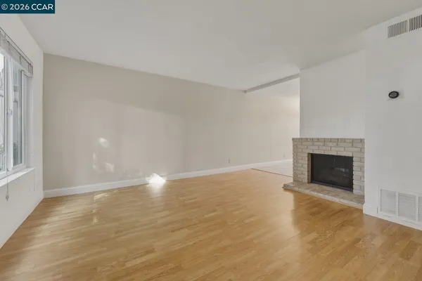 $445,000 | 1544 Schenone Court, Unit D, Concord, CA 94521