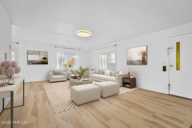 $95,000 | 802 North 40th Avenue, Unit 32, Yakima, WA 98908