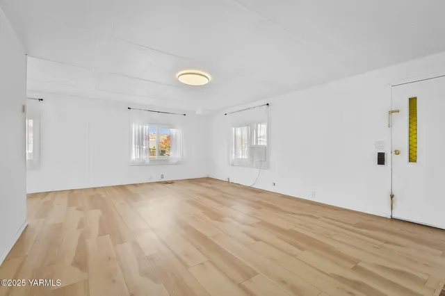 $95,000 | 802 North 40th Avenue, Unit 32, Yakima, WA 98908