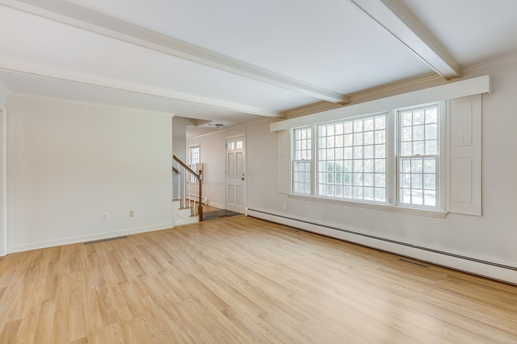 86 Holly Hill Road Barnstable, MA 02632 - Photo 4 of 31