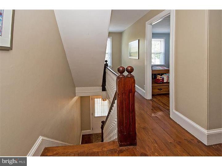 3695 River Road Lumberville, PA 18933 - Photo 9 of 23 Hallway