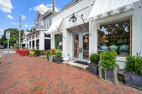 $1,435,000 | 1299 May River Road, Bluffton, SC 29910