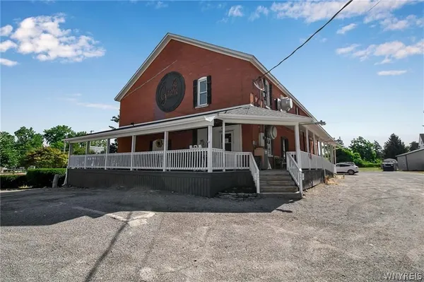 $325,000 | 1693 Quaker Road, Somerset, NY 14012