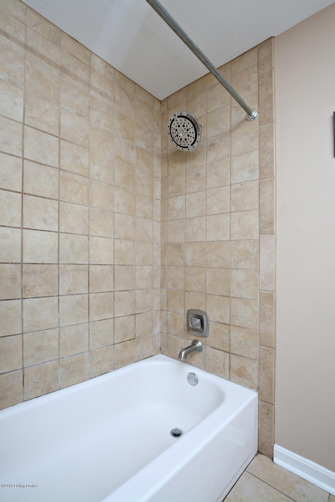 3002 Petty Jay Road Louisville, KY 40220 - Photo 22 of 37 Full Bath