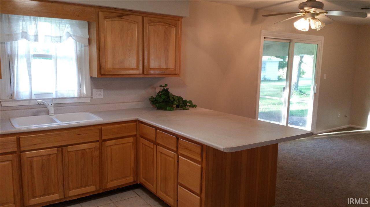 8606 Illinois Road Fort Wayne, IN 46804 - Photo 3 of 9