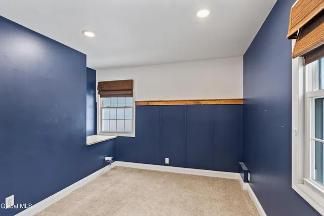 $405,000 | 9 Van Dyke Avenue, Amsterdam, NY 12010