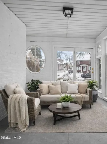 $405,000 | 9 Van Dyke Avenue, Amsterdam, NY 12010