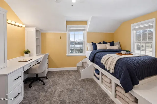 $405,000 | 9 Van Dyke Avenue, Amsterdam, NY 12010