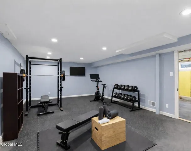 $405,000 | 9 Van Dyke Avenue, Amsterdam, NY 12010