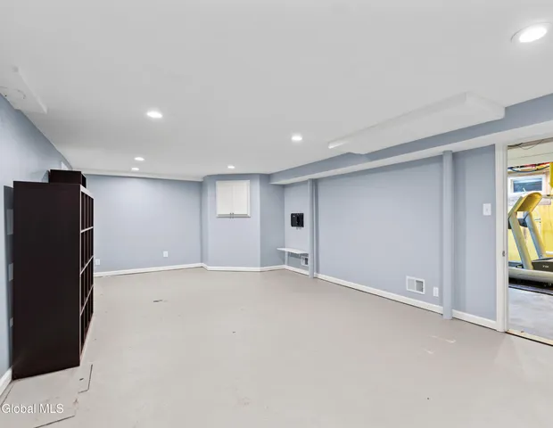 $405,000 | 9 Van Dyke Avenue, Amsterdam, NY 12010